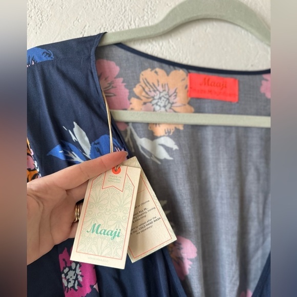 Maaji Make Waves Long Sleeve Kimono Maxi Wrap Dress or Coverup in Blue Floral M - Picture 12 of 13